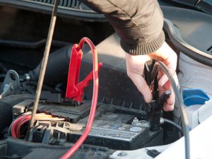 Higiene da Bateria do Carro Pode